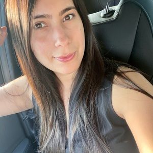 Meet your Posher, Agustina